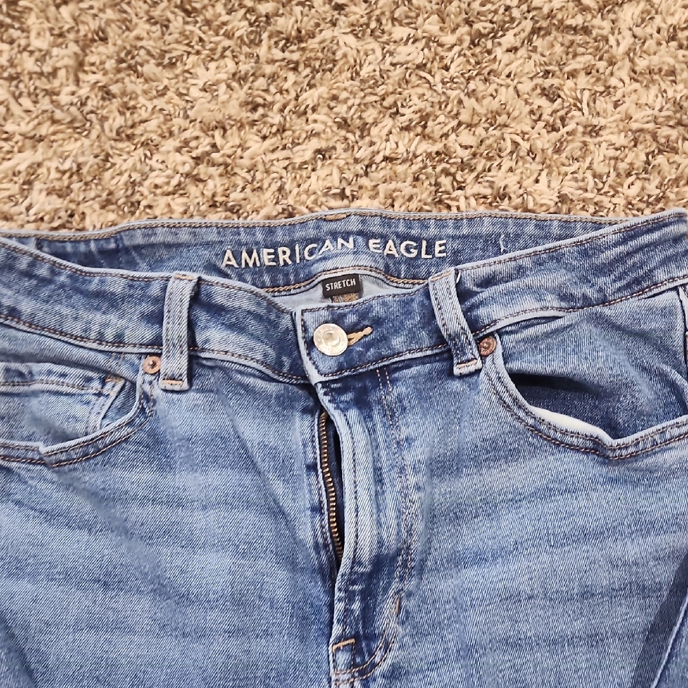 American Eagle Mom Jeans 8 Short